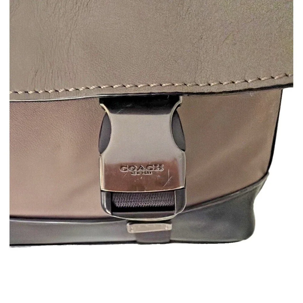 Mens Gray Black Upcrafted Sullivan Messenger Excellent Condition Rare COACH Bag
